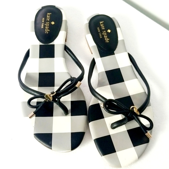 Kate Spade Shoes - KATE SPADE 💜black & white checkered flip flop